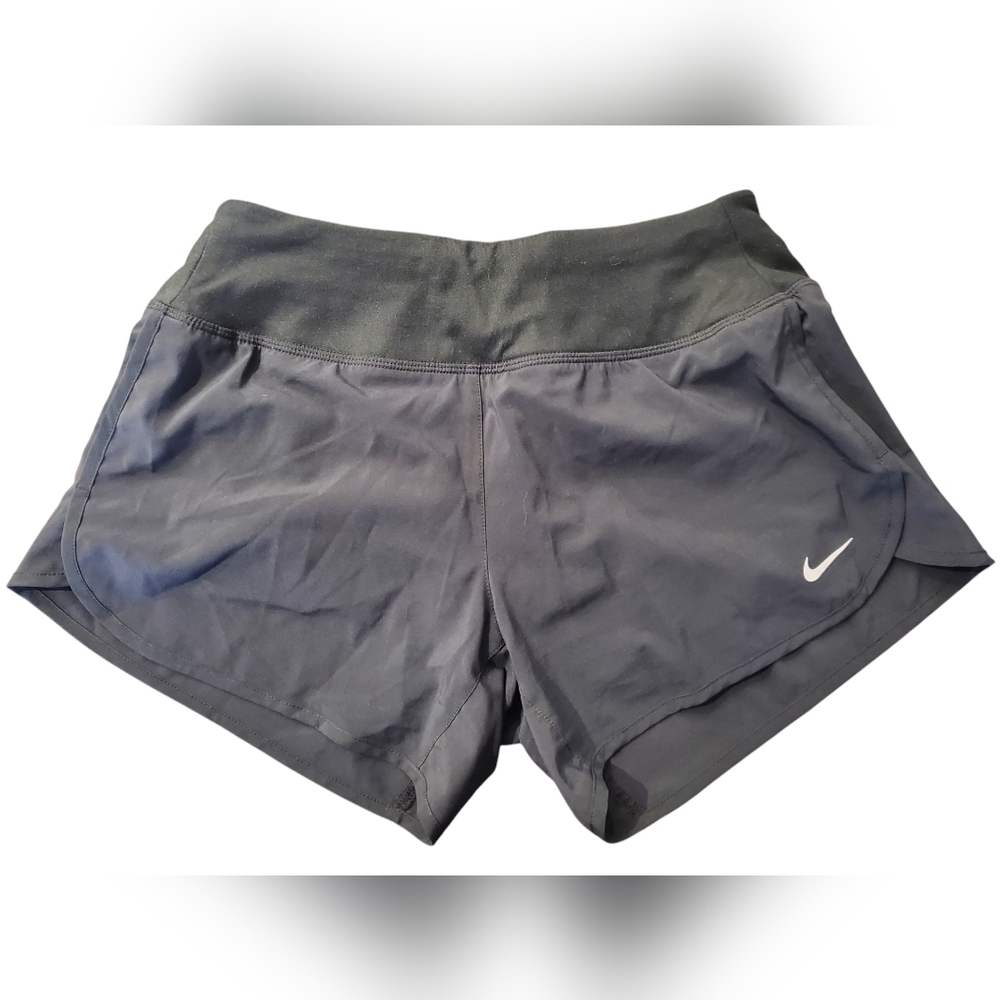 NEVER WORN: Classic Black Nike Shorts - xsmall